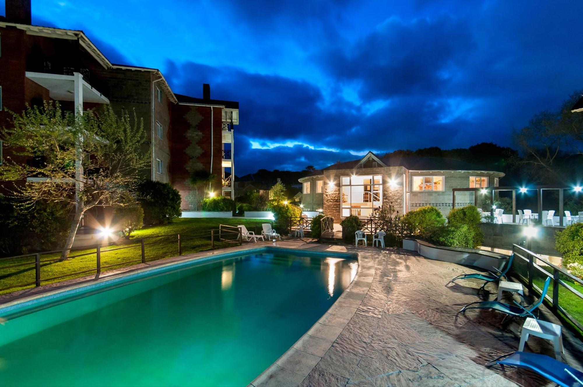 Victoria Village Carilo Exterior foto
